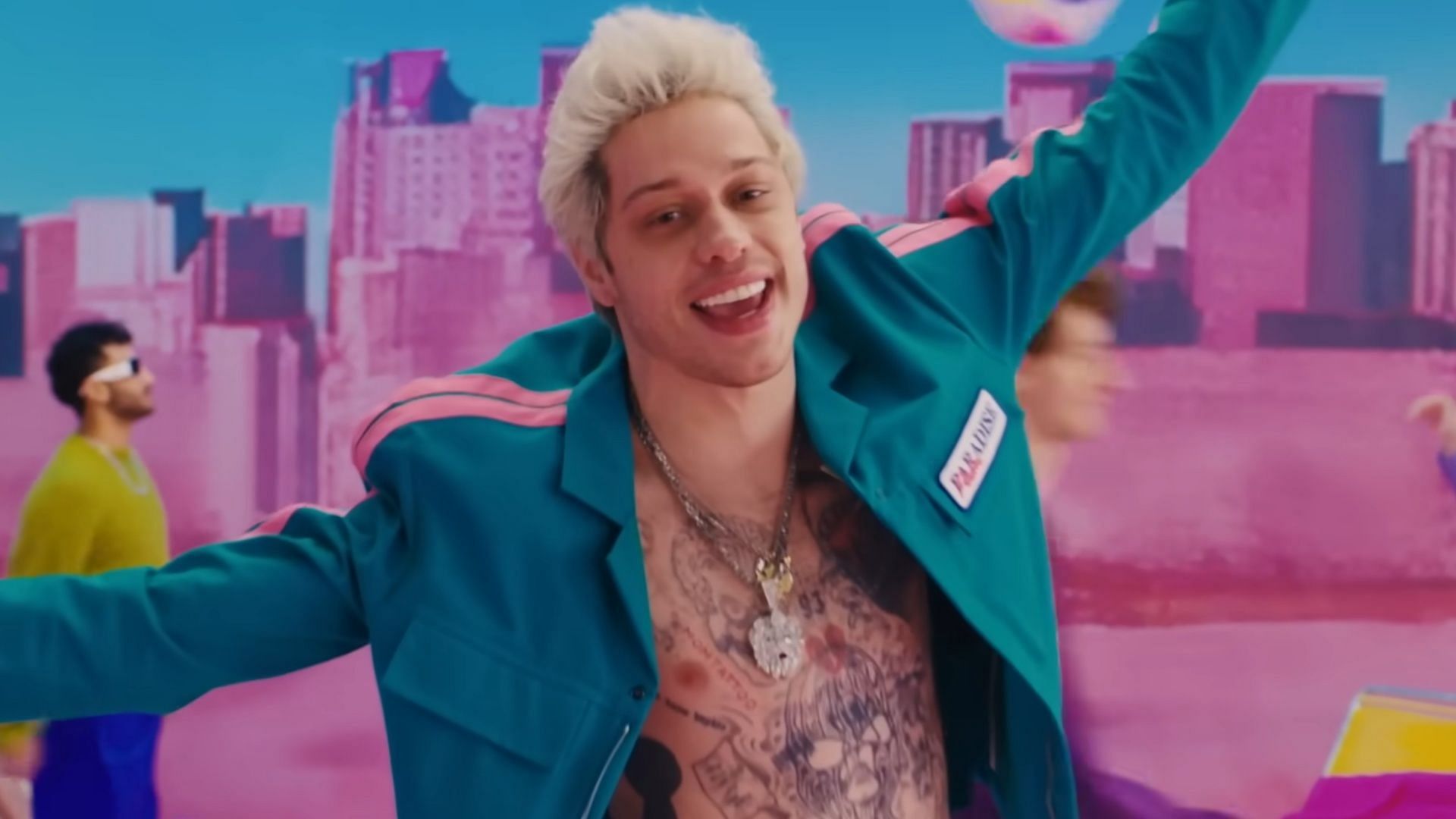 Pete Davidson is reportedly worth $8 million (Image via YouTube/Saturday Night Live)
