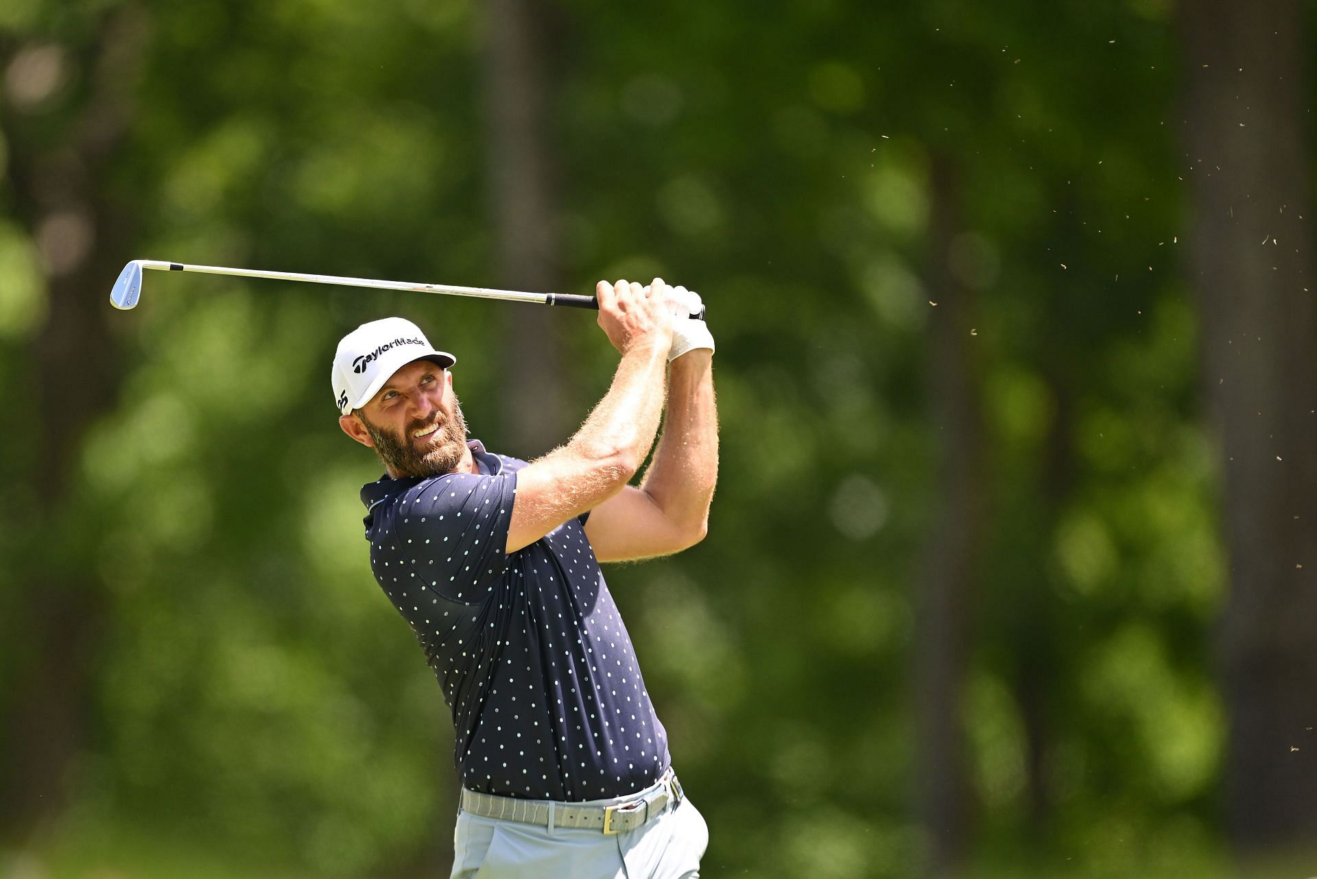 Dustin Johnson (Image via Ross Kinnaird/Getty Images)