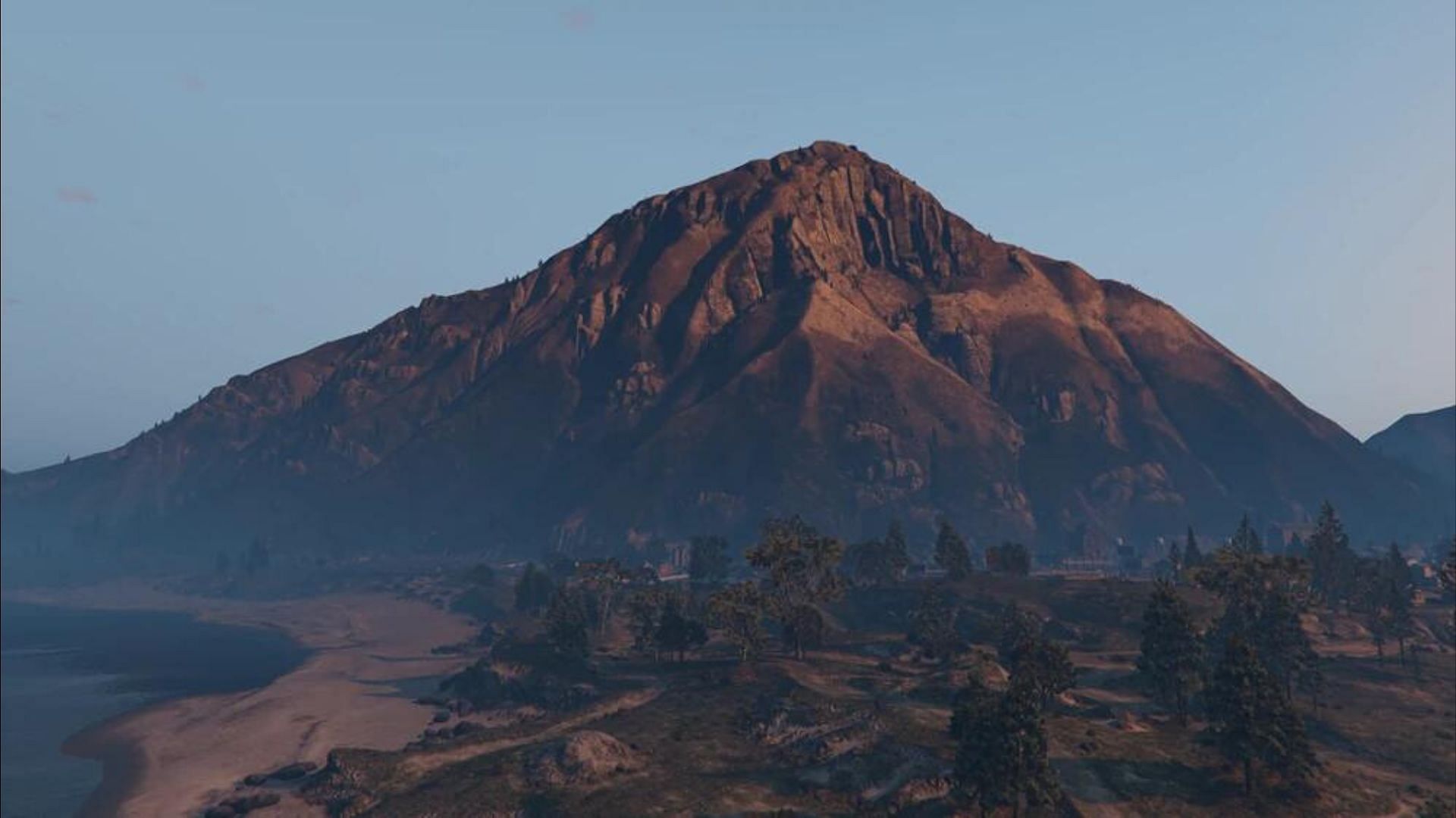 Mount Chiliad in GTA 5 (Image via GTA Wiki)