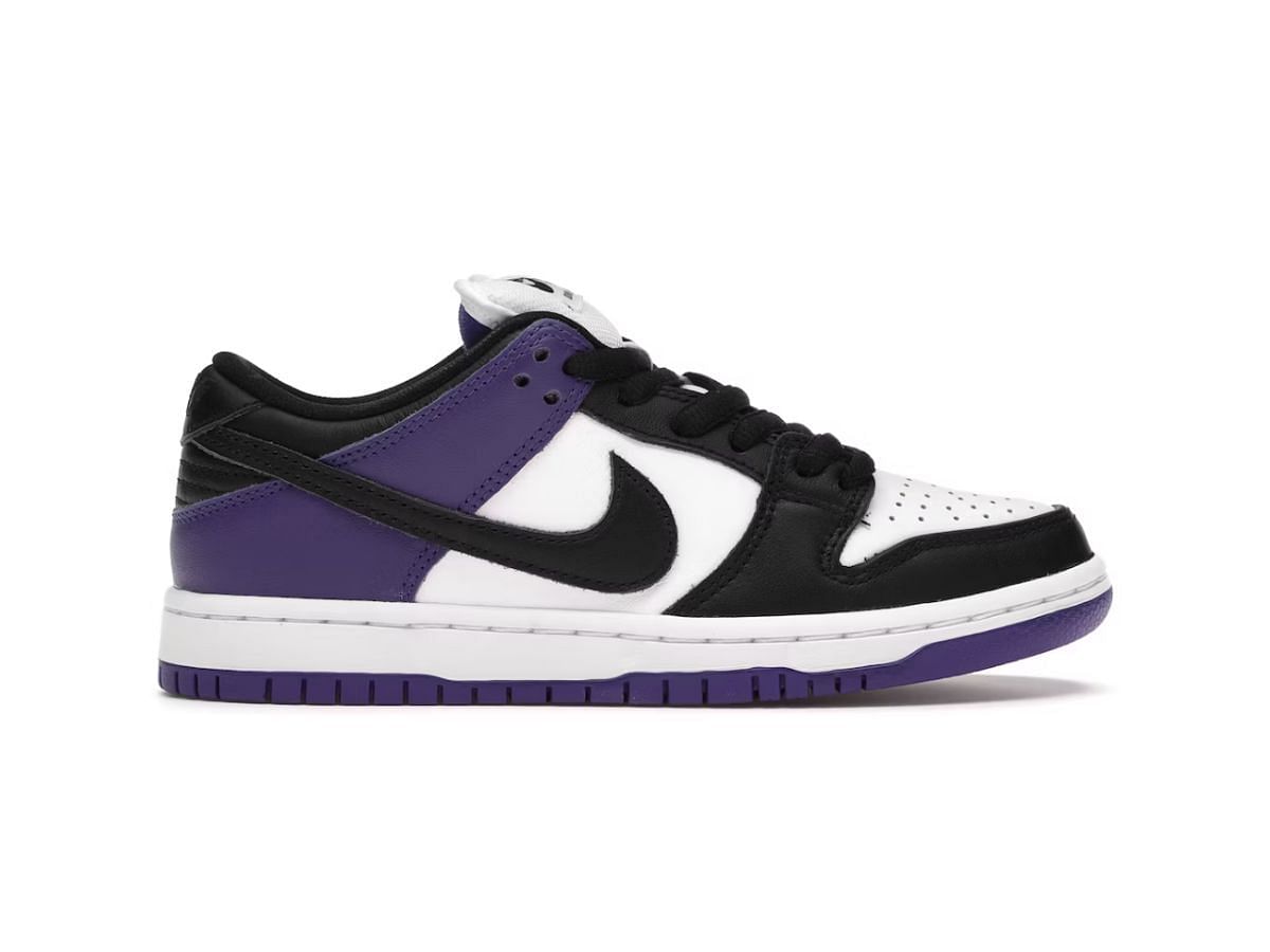 The Nike SB Dunk Low Court Purple (Image via StockX)