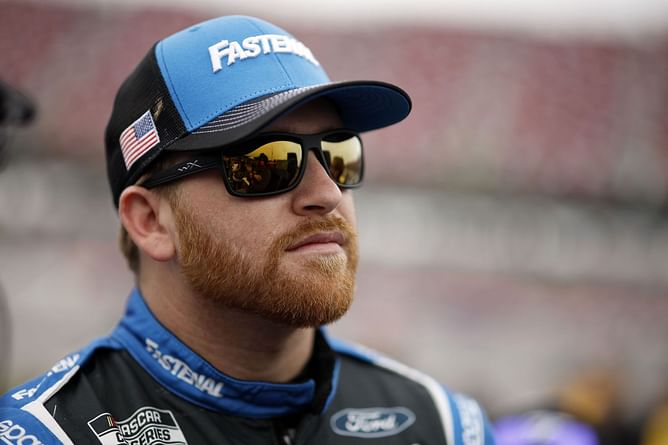 “No shade” - Chris Buescher clarifies comments after Kyle Larson wins by a hair length in Kansas