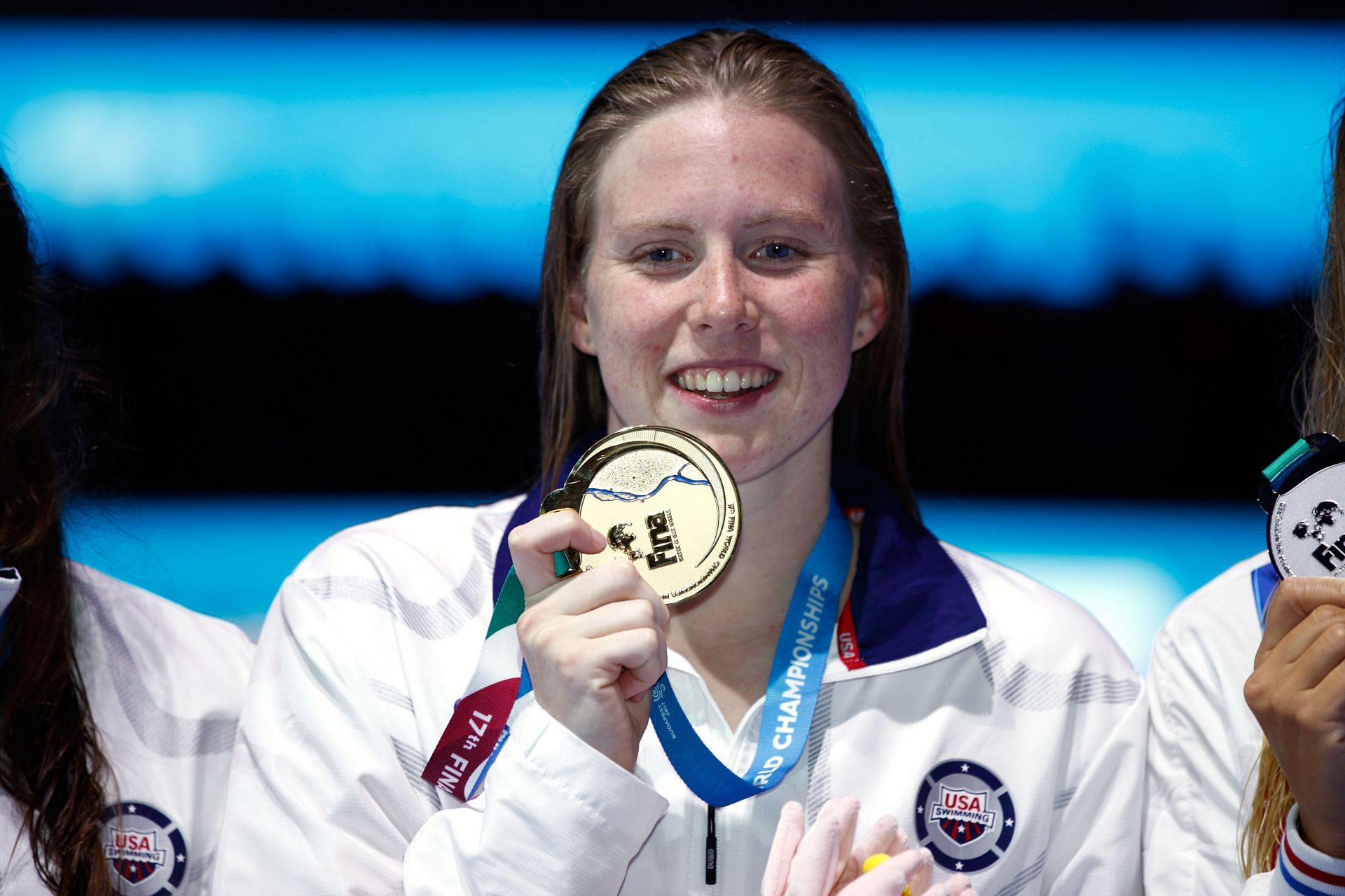 Lilly King celebrates her gold medal and a new World Record of 29.40 in the Women&#039;s 50m Breaststroke Final at the Budapest 2017 FINA World Championships on July 30, 2017. (Photo by Adam Pretty/Getty Images)