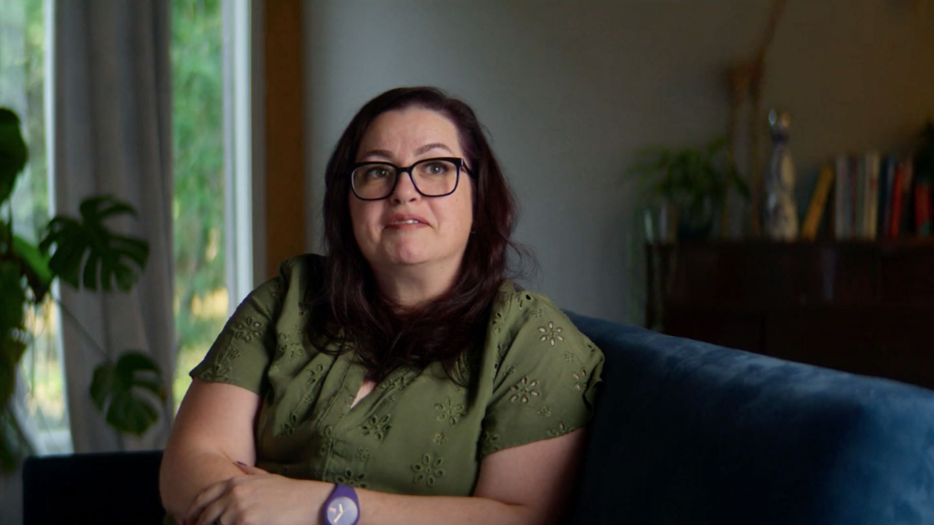 Cathy in the docuseries (Image via Netflix)