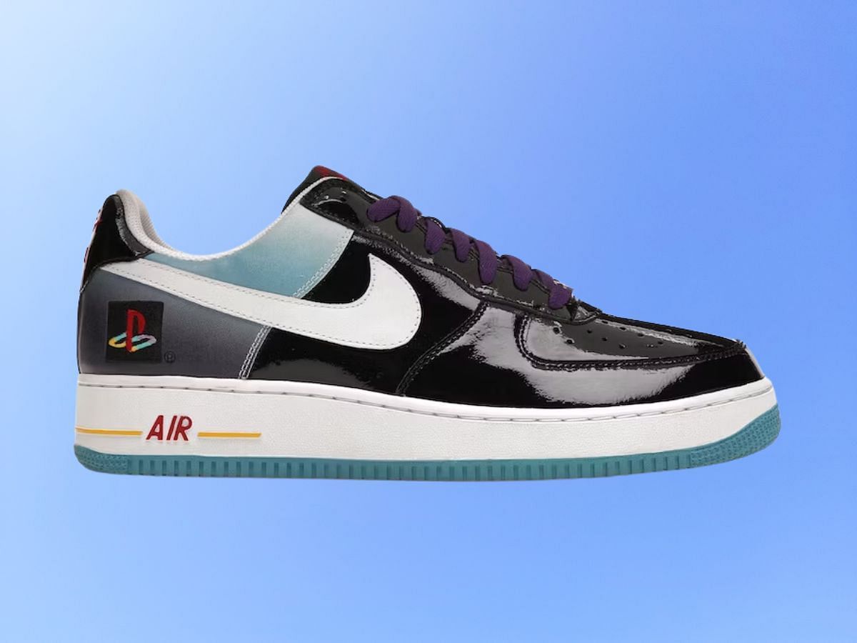 The 1 Low PlayStation (Image via Stock X)