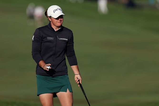 German LPGA golfer Isi Gabsa kills a bird on the 12th hole in US Open Women's Major