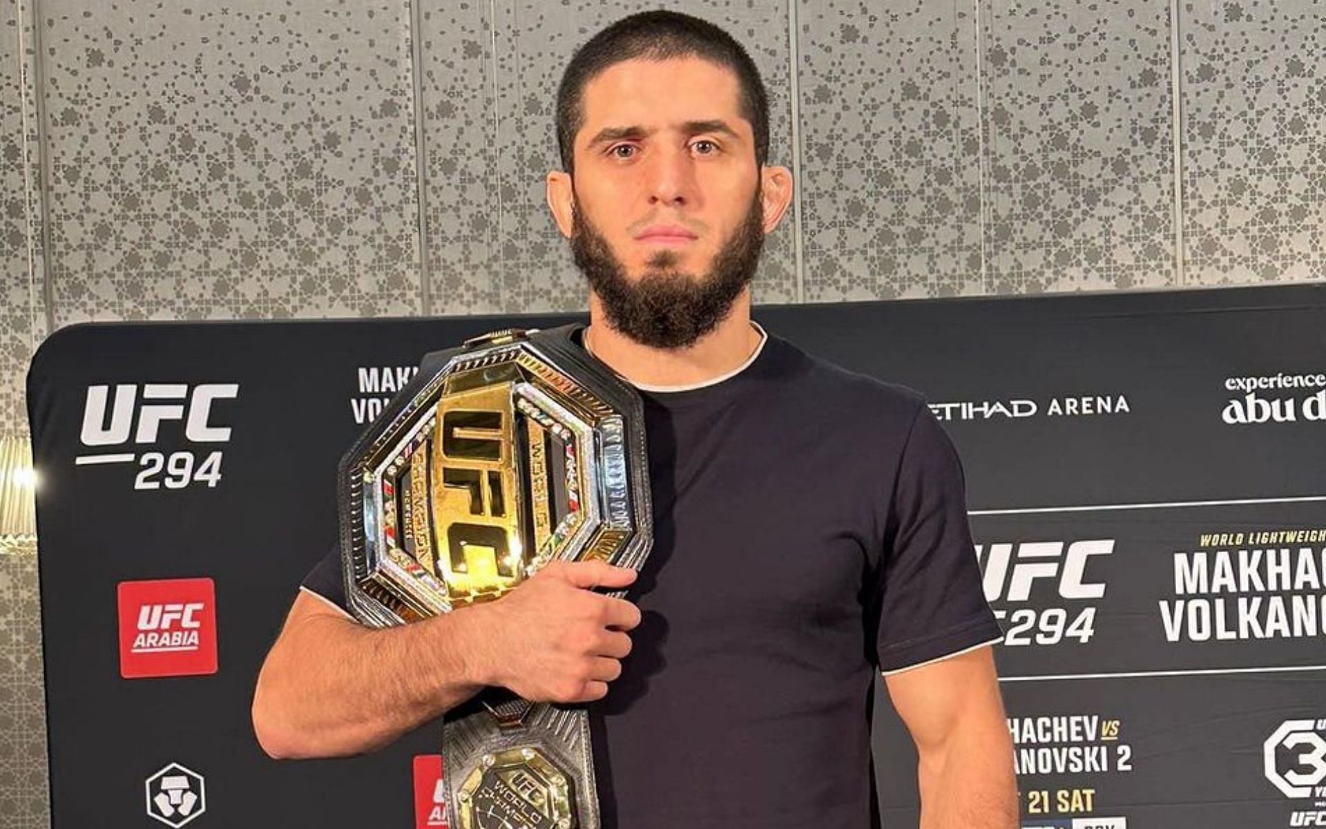 Islam Makhachev gets warned up UFC debutant [Image courtesy @islam_makhachev on Instagram]