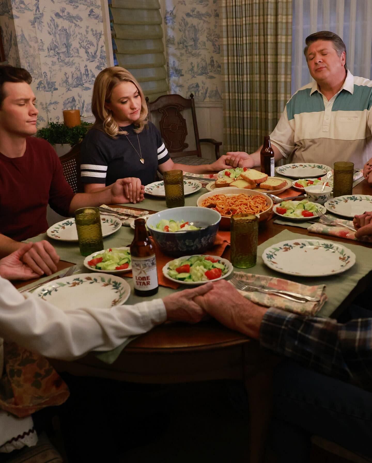 George Cooper seen with Georgie and Mandy at the dinner table (Image Via Twitter/@Young Sheldon)