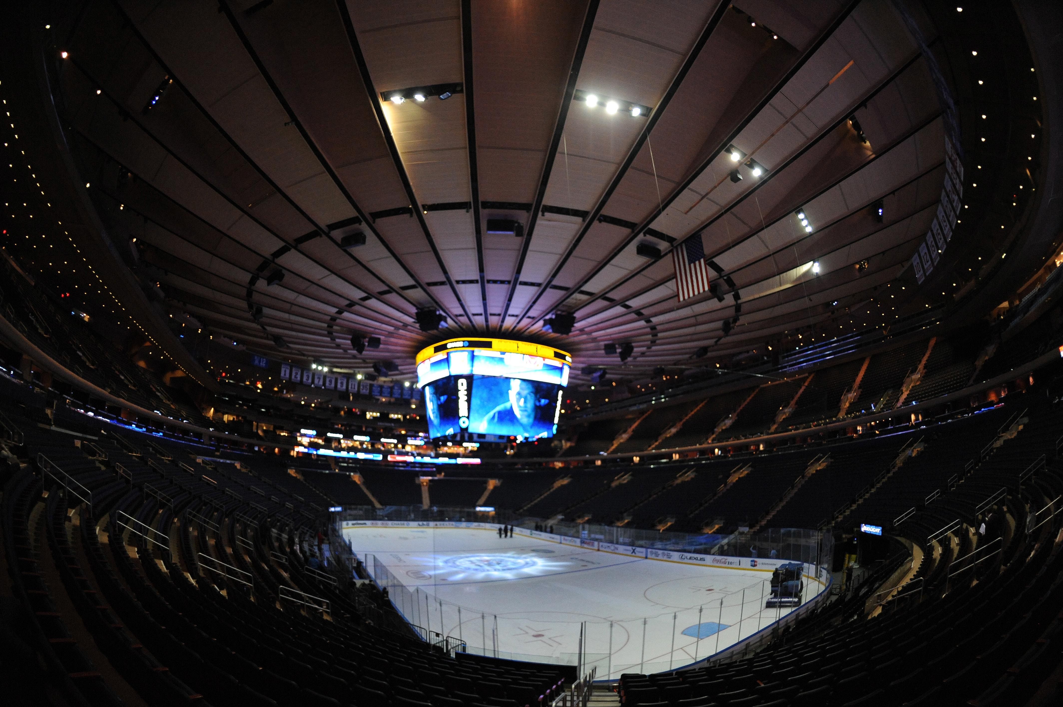 FEATURE: Madison Square Garden-Playing Surface Conversion