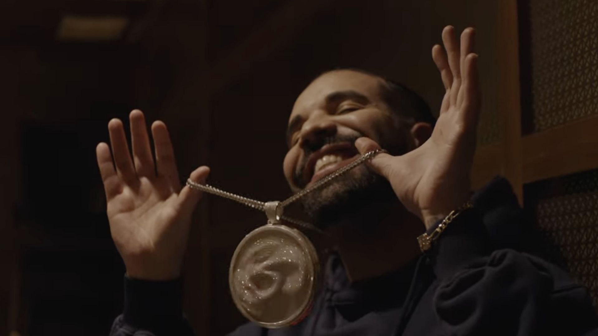 Drake in the music video for his new diss track 