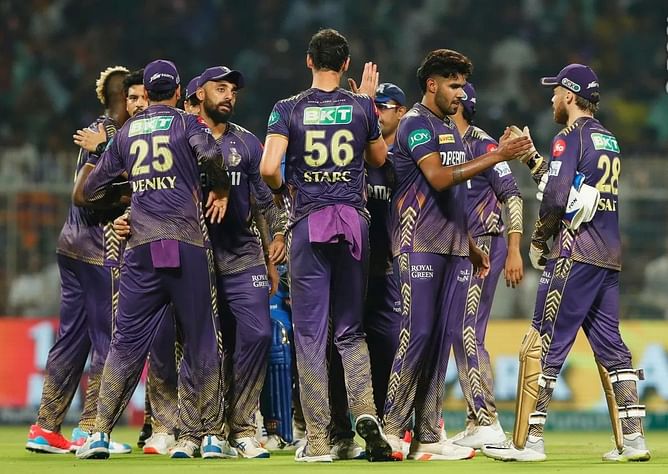 IPL 2024 : केकेआर ने बिना ट्रॉफी जीते ही रच दिया इतिहास, आईपीएल इतिहास में पहली बार किया ये कारनामा
