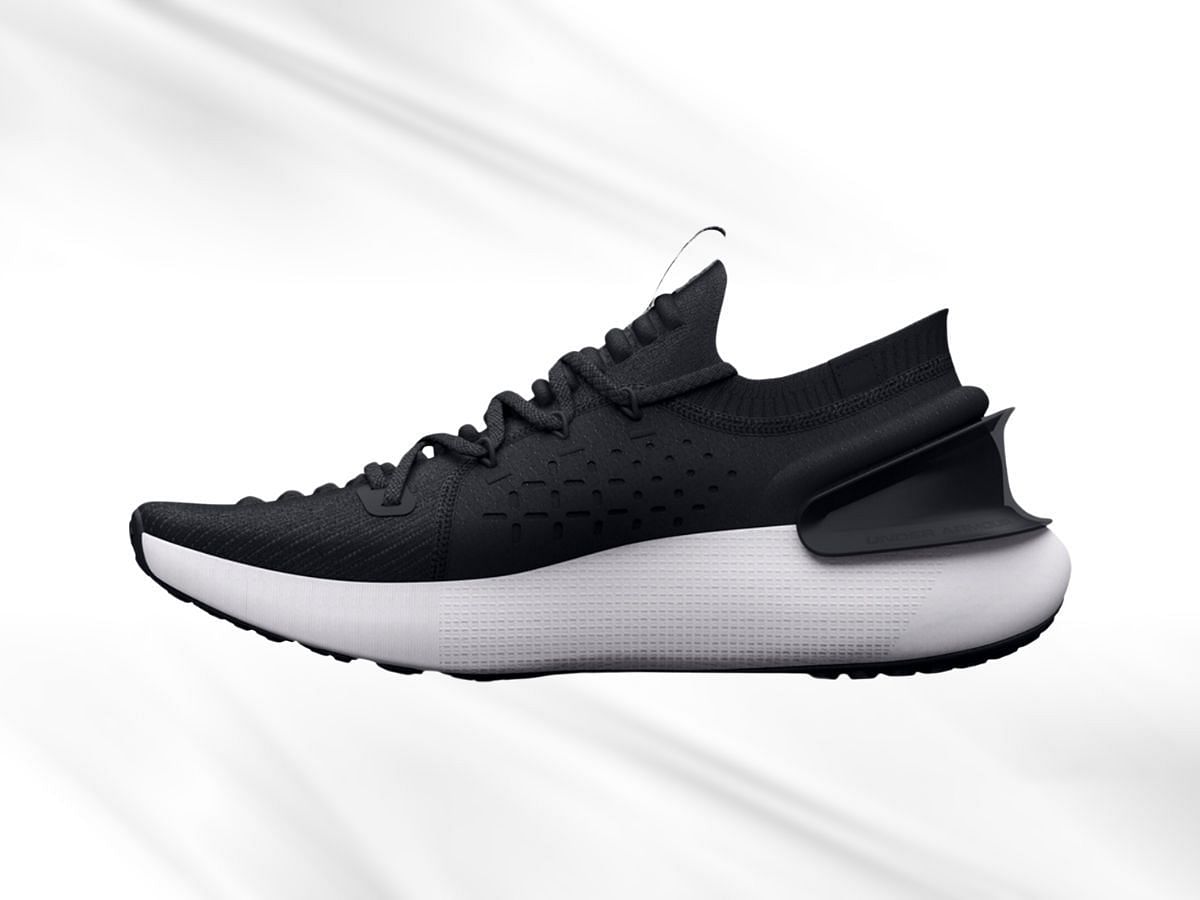 The Under Armour HOVR Phantom 3 (Image via Under Armour)