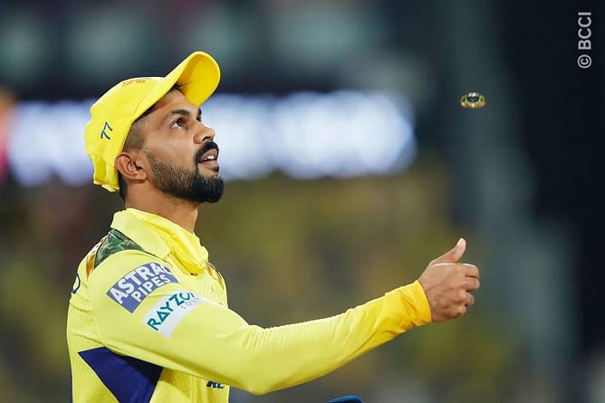 "We're actually looking for someone to go out with him" - CSK head coach Stephen Fleming on Ruturaj Gaikwad's toss woes