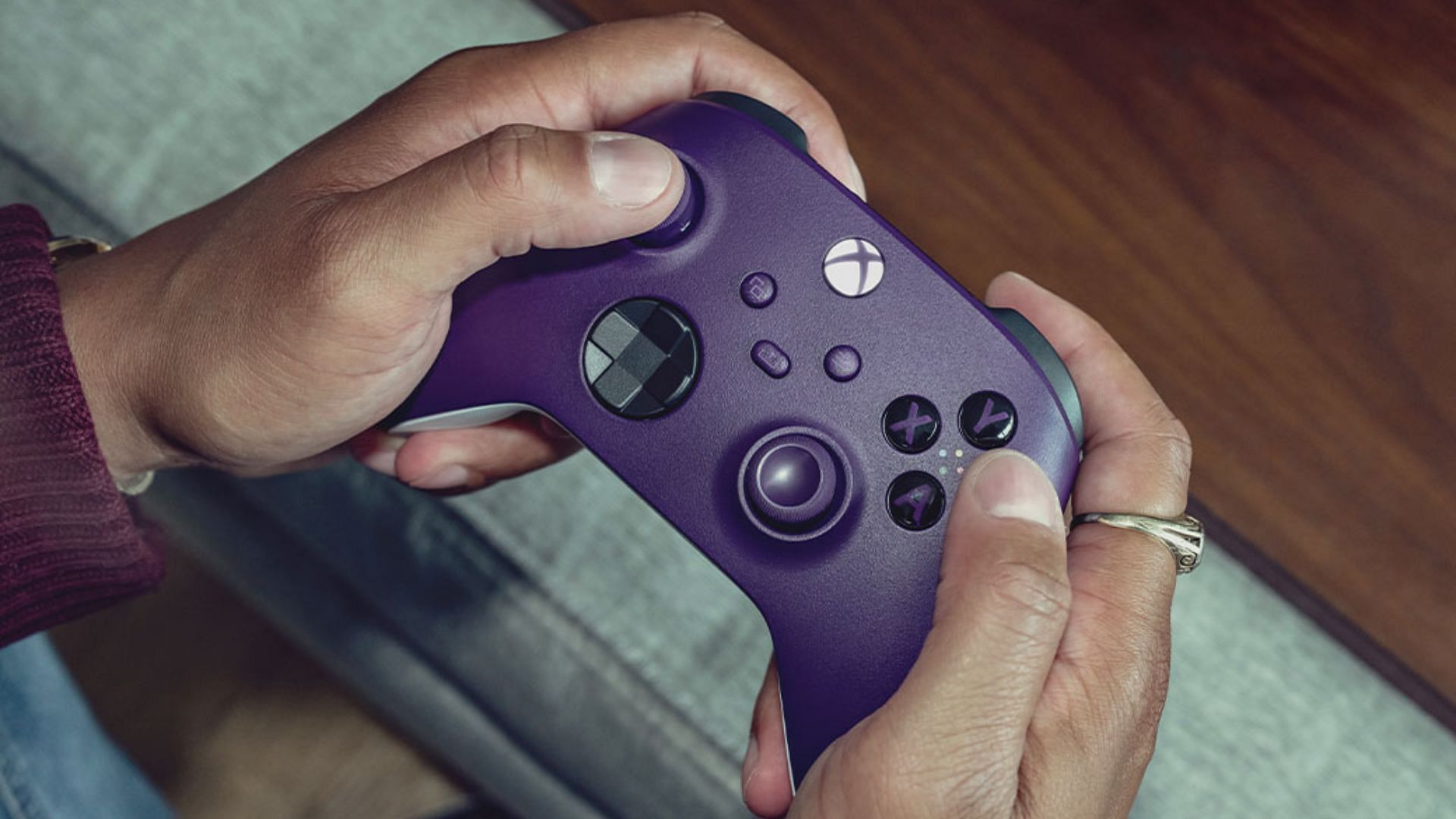 Controllers have analog sticks and triggers for precise controls in F1 24 (Image via Microsoft)