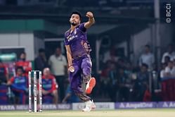 IPL 2024: Predicting 3 players who could pick up the most wickets in today's MI vs KKR match