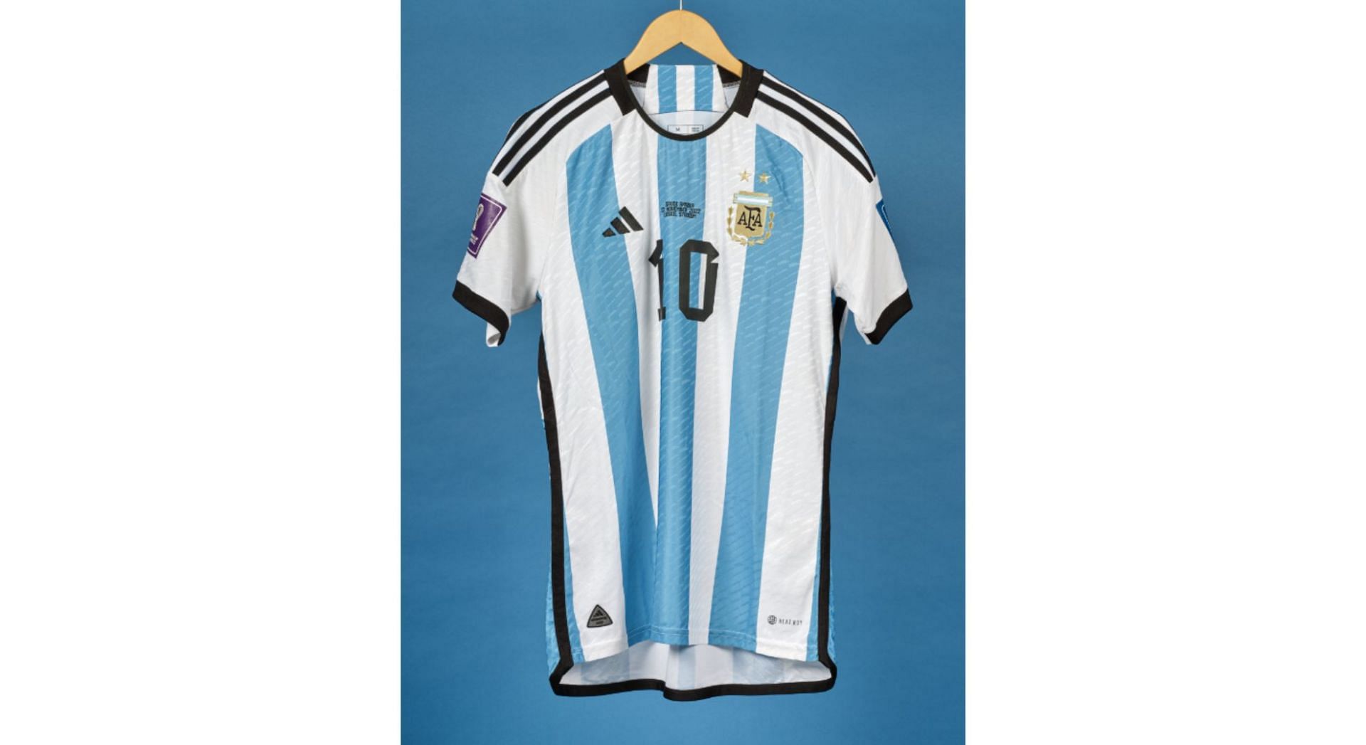 Lionel Messi&#039;s 2022 World Cup final jersey (Image via Sothebys)