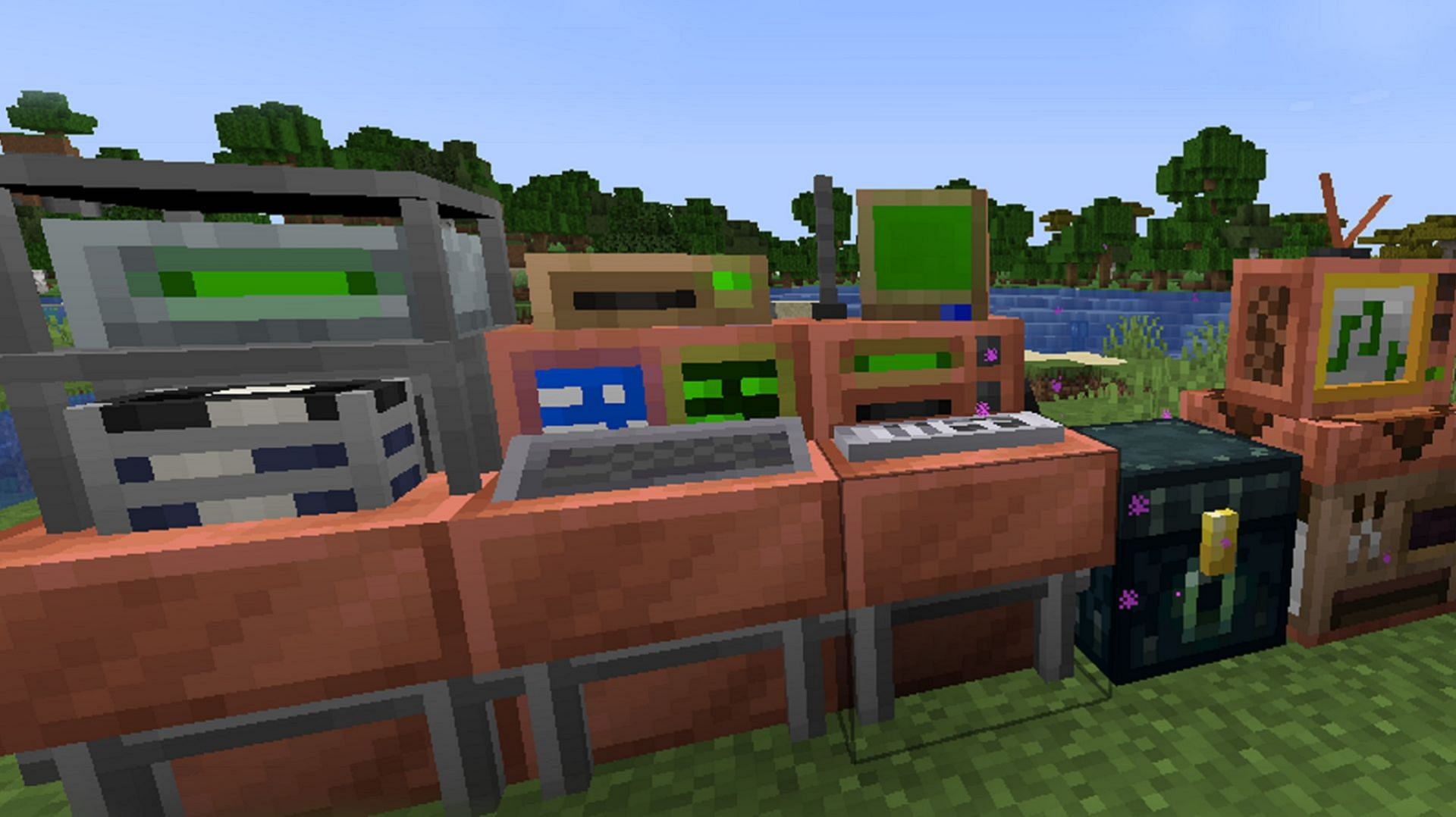 A copper TV station in the Copper Technologies mod for Minecraft (Image via J0R0N4514/CurseForge)