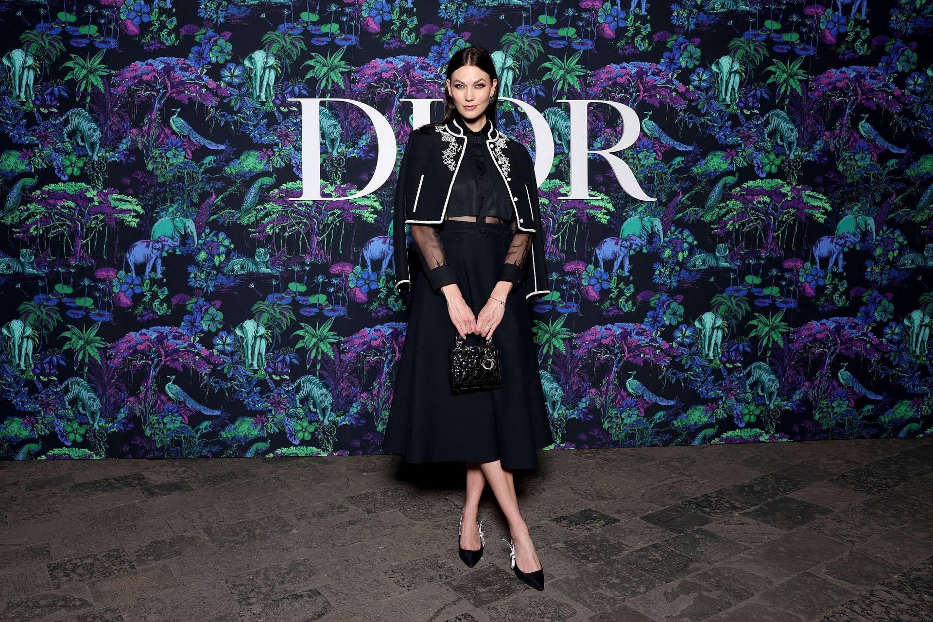 Christian Dior: Photocall - Womenswear Fall 2023 Show In Mumbai (Image via  Pascal Le Segretain/Getty Images for Christian Dior)