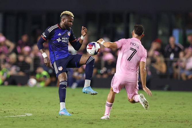 MLS star Aaron Boupendza suffers broken jaw after bar altercation with local professional boxer