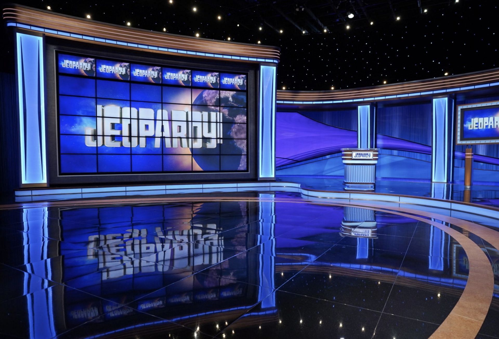 A still from Jeopardy! (Image via @kenjennings/X)