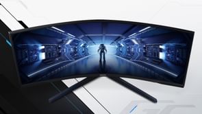 Curved monitors vs flat monitors: Which is best for gaming?
