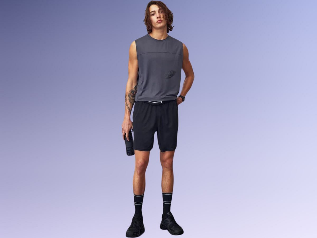 H&amp;M Sport Gym wear: DryMove&trade; Men&#039;s Sports Shorts (Image via H&amp;M)