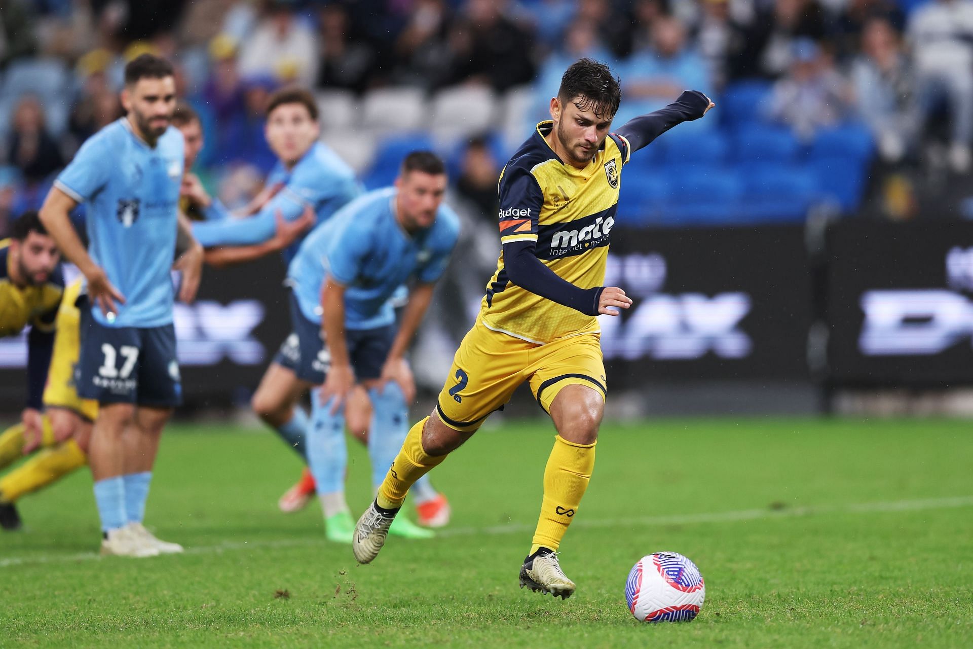 A-League Semi Final Leg 1 - Sydney FC v Central Coast Mariners