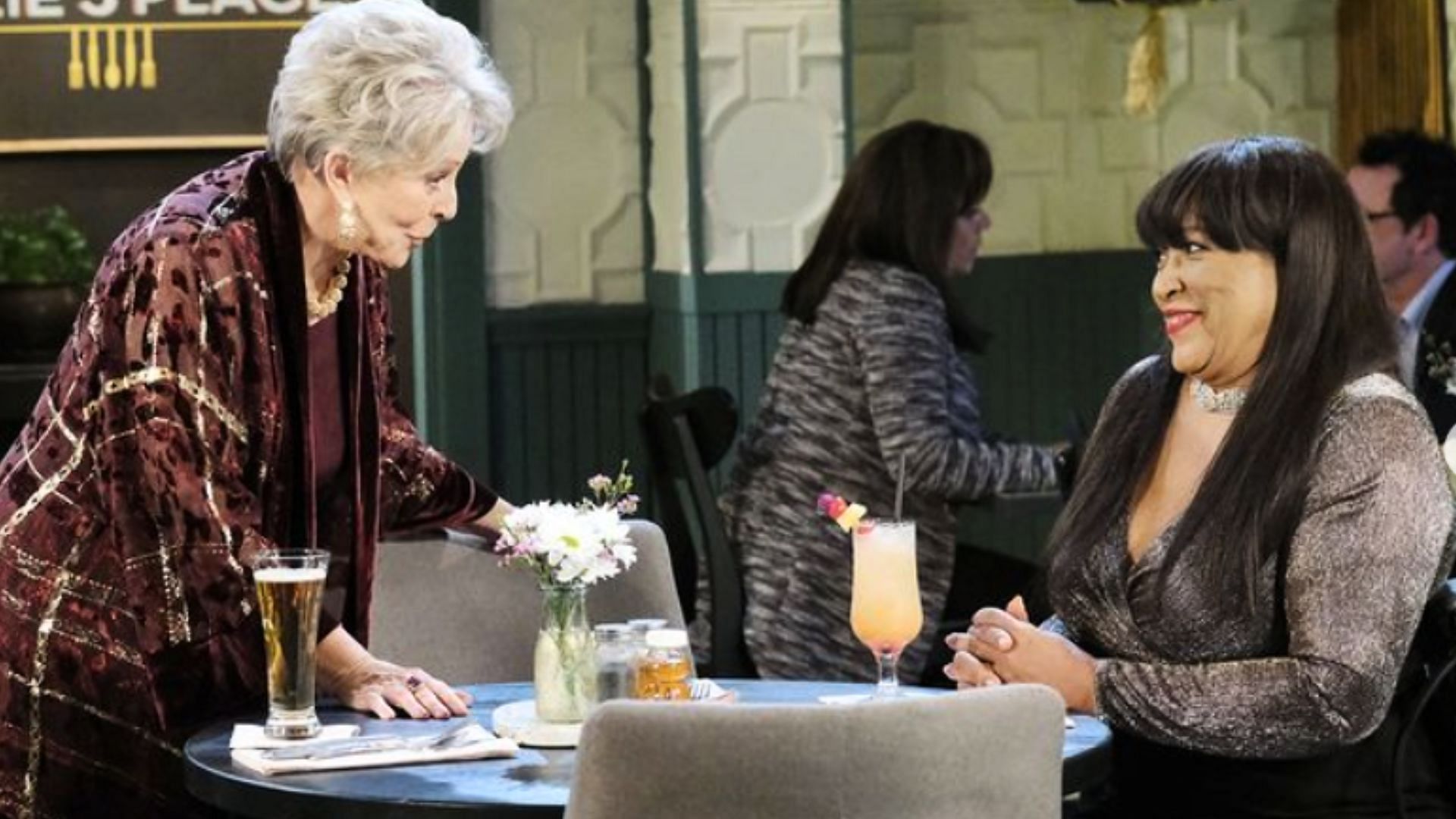 Julie in one of the scenes from the soap (Image via Instagram@dayspeacock)