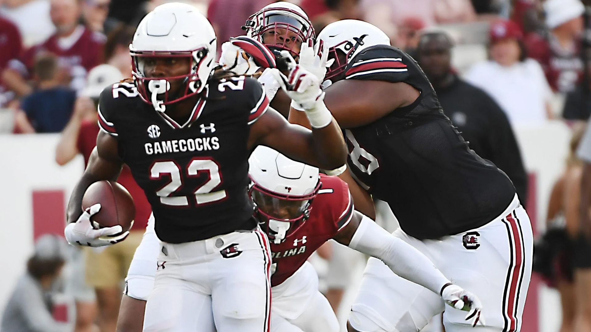 South Carolina RB #22 Jawarn Howell