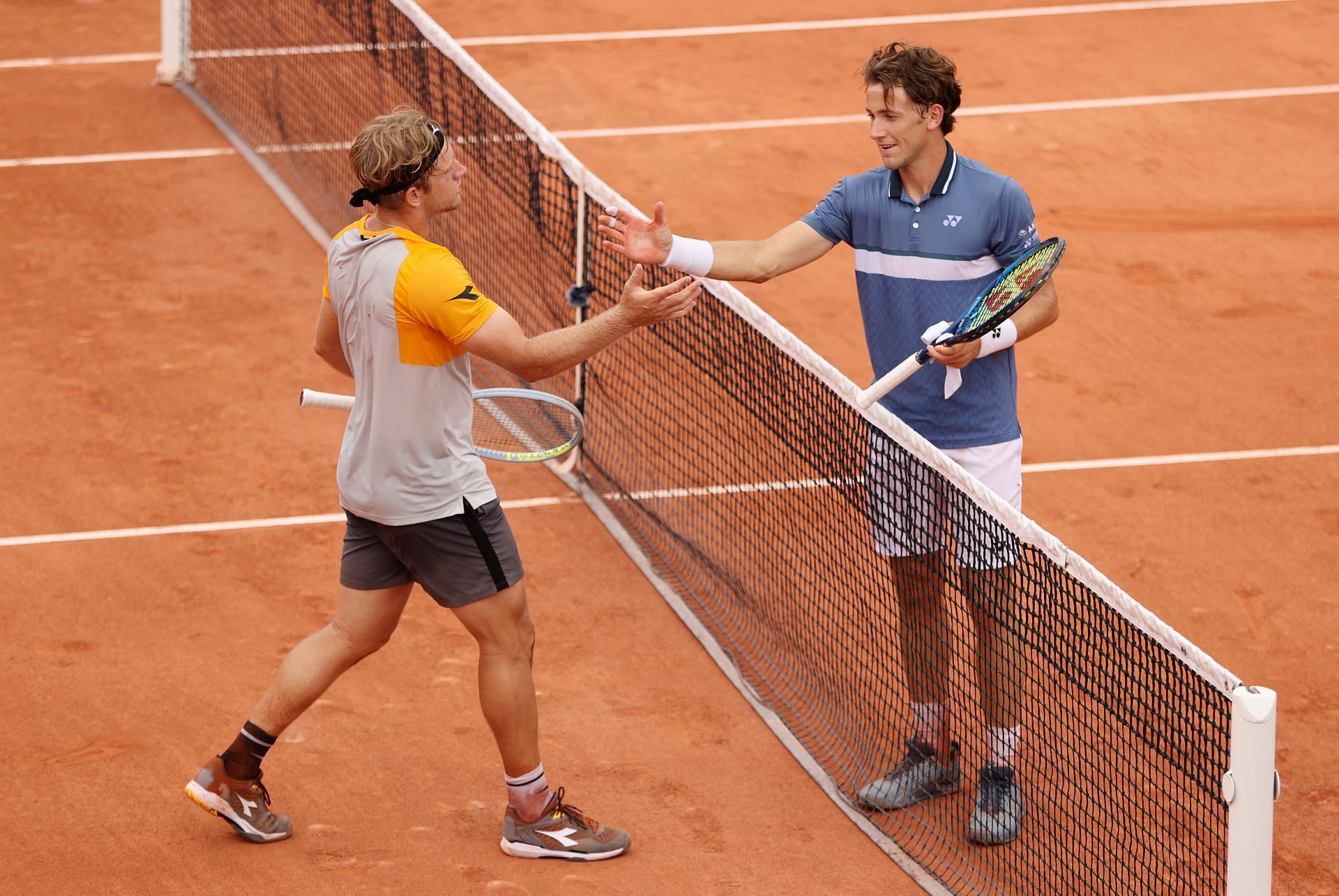 Alejandro Davidovich Fokina and Casper Ruud at the 2021 French Open