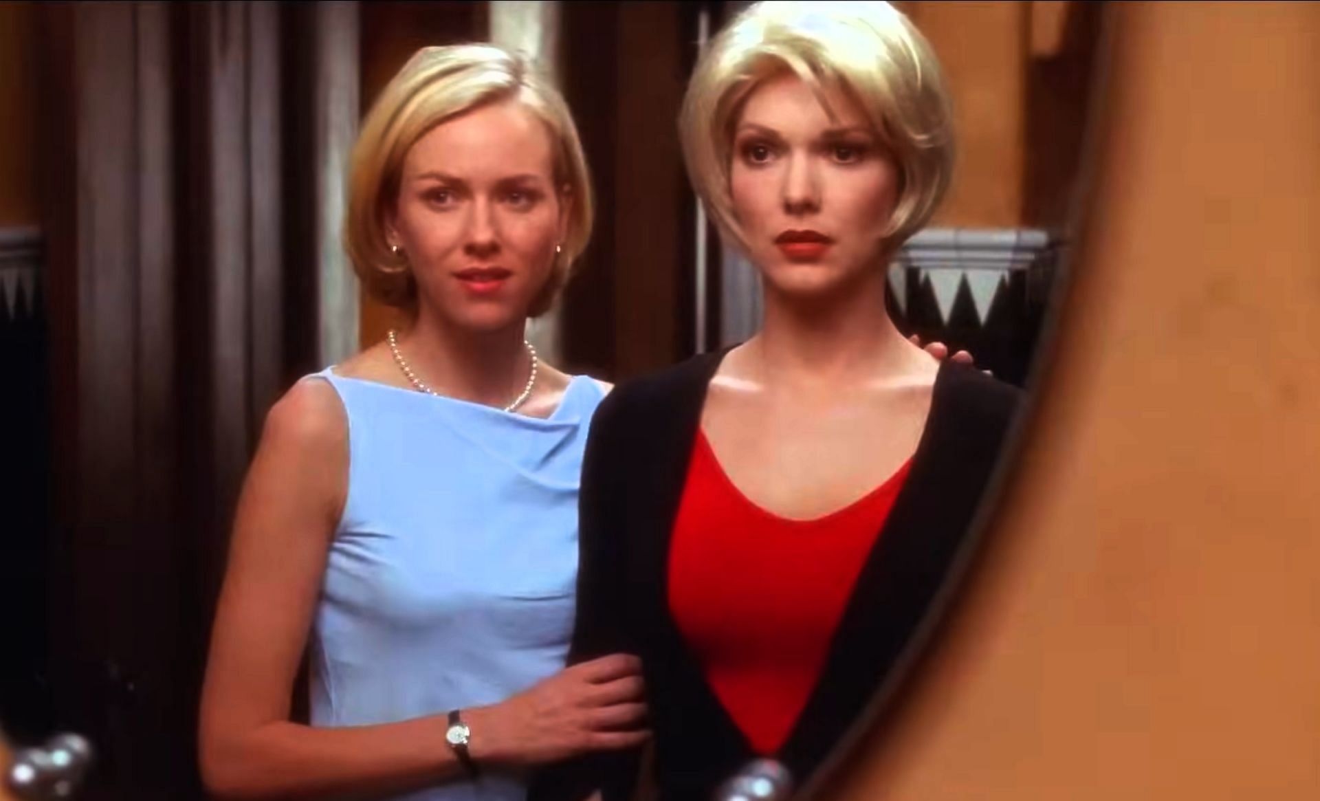 A scene from Mulholland Drive (Image via YouTube/StudiocanalUK)