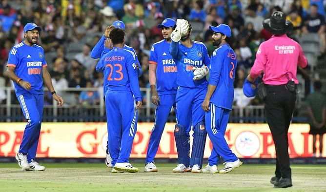 "India are the biggest threat for me with regards to who is going to win the World Cup" - Michael Clarke