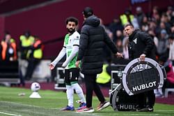 "Salah is the most selfish player I have ever witnessed" - Liverpool legend hits out at Mo Salah after touchline row with Jurgen Klopp