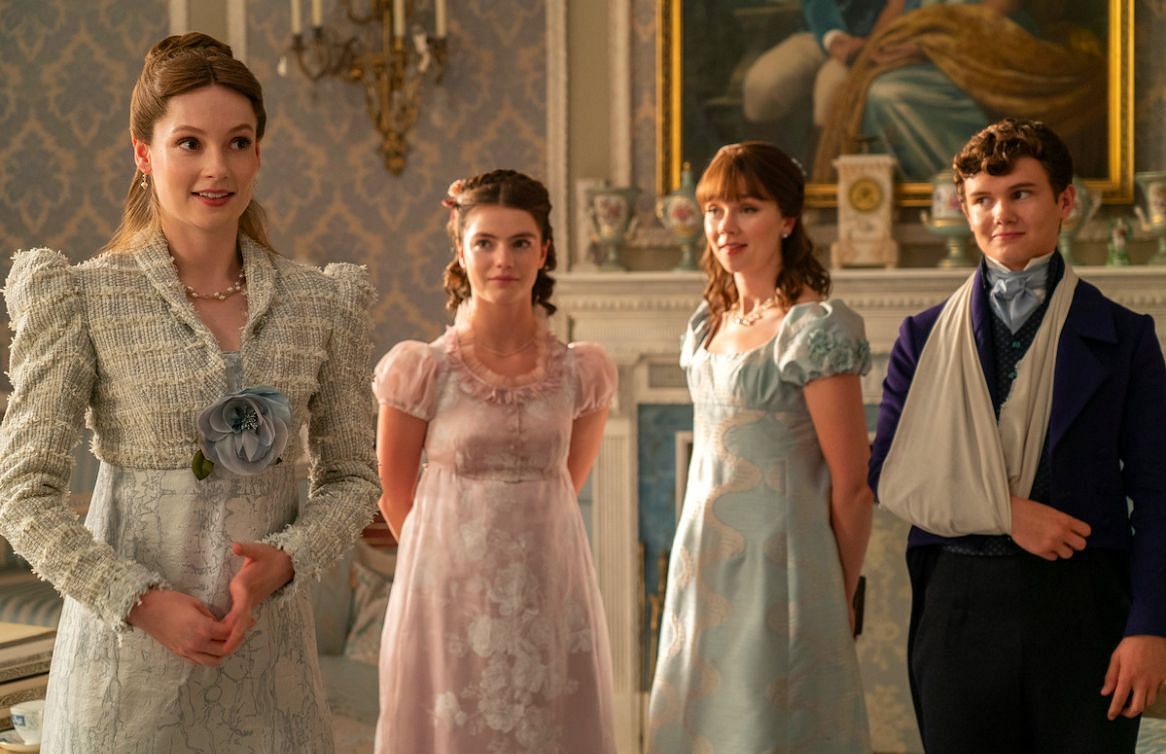 Francesca and her siblings (Image via Netflix)