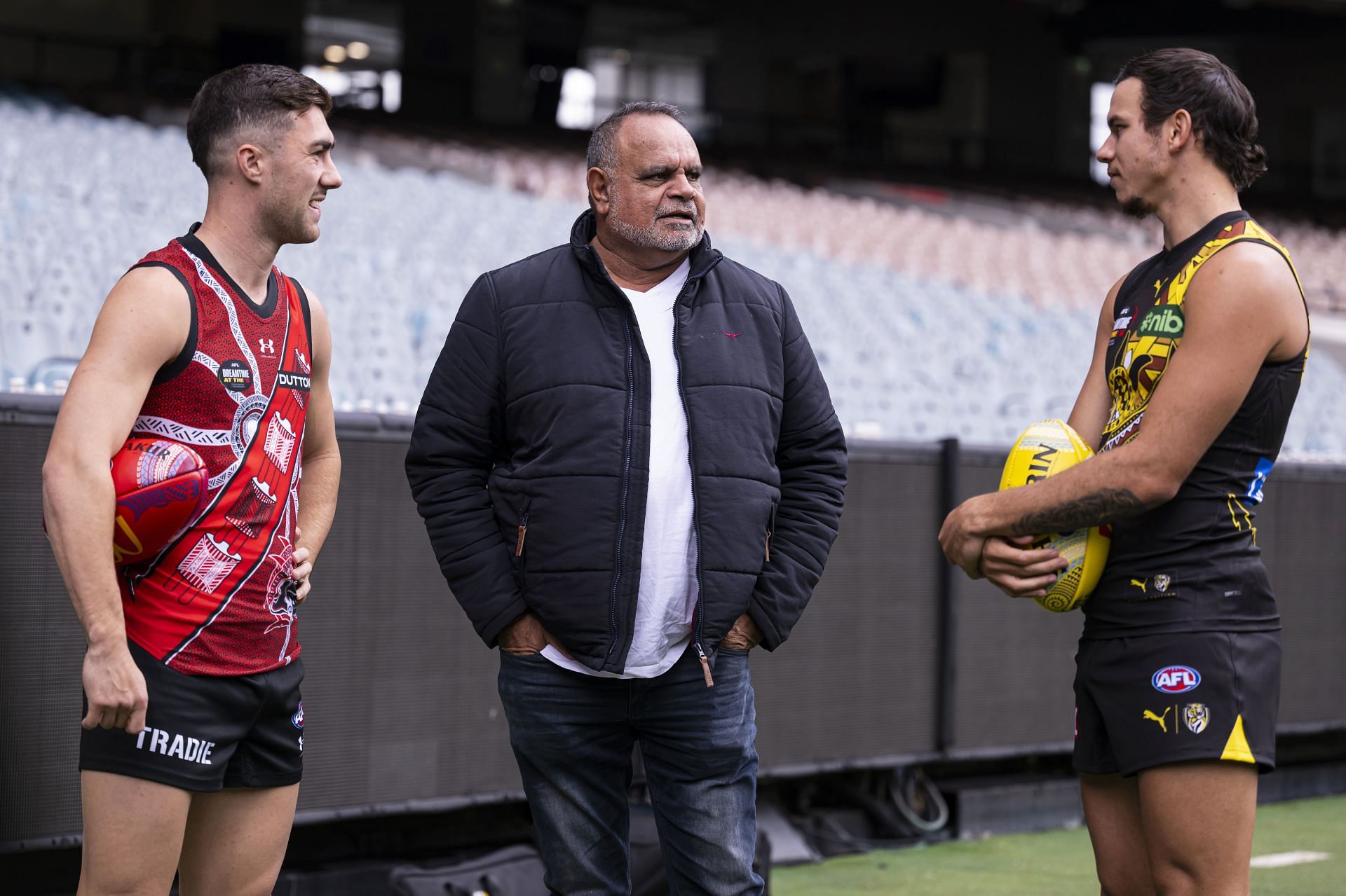 AFL Dreamtime At The &#039;G Media Opportunity - Essendon Bombers.