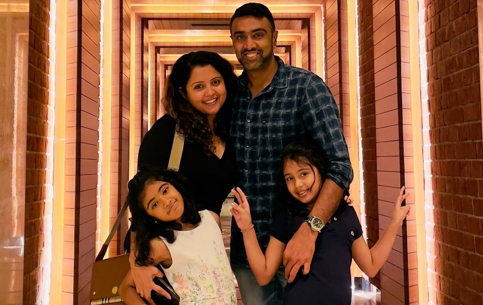 Ravichandran Ashwin (R) with his family. (Pic: Instagram)