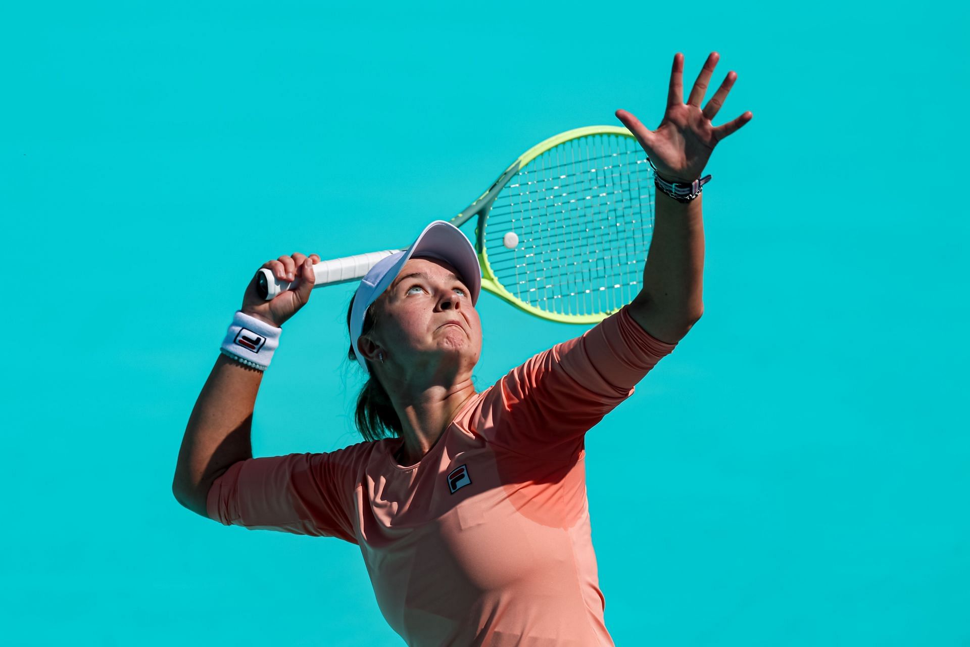 Barbora Krejcikova in action at the Abu Dhabi Open