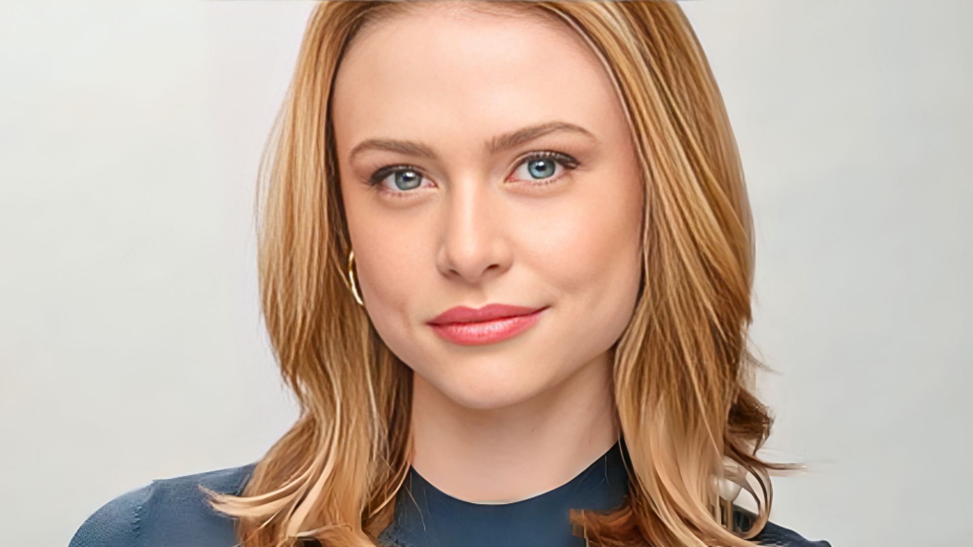 Hayley Erin plays Claire on The Young and the Restless (Image via CBS)