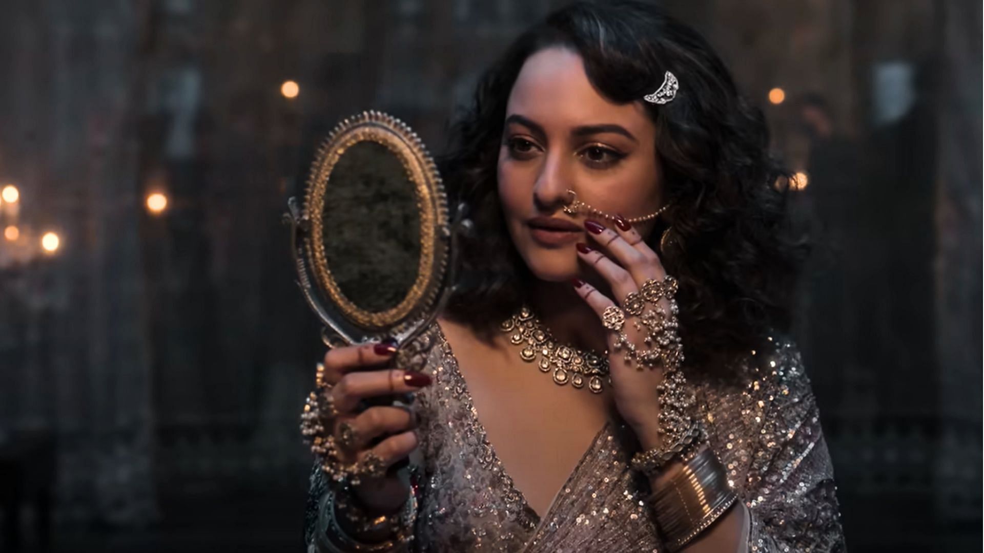 Sonakshi Sinha as Fareedan (Image via Netflix)