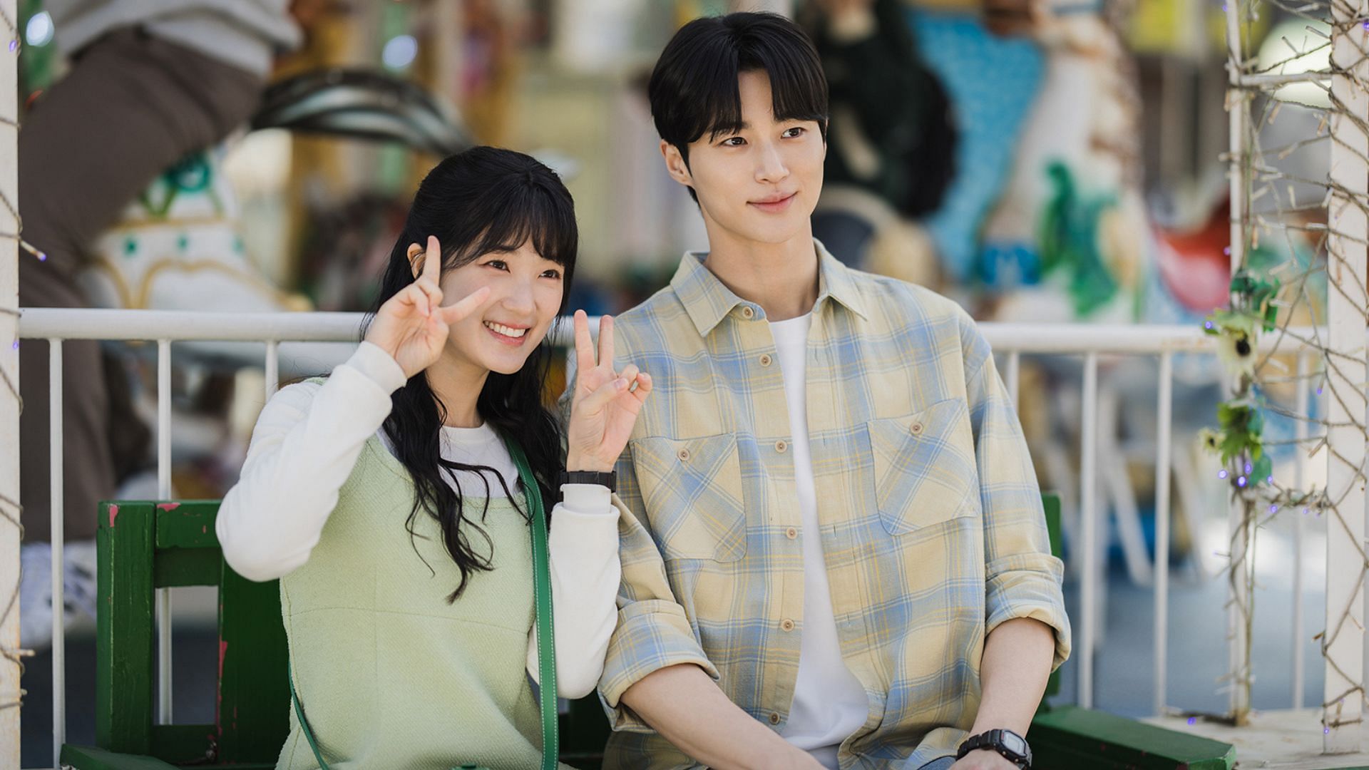 Byeon Woo-seok praises co-star Kim Hye-yoon(Images via Twitter/tvN)