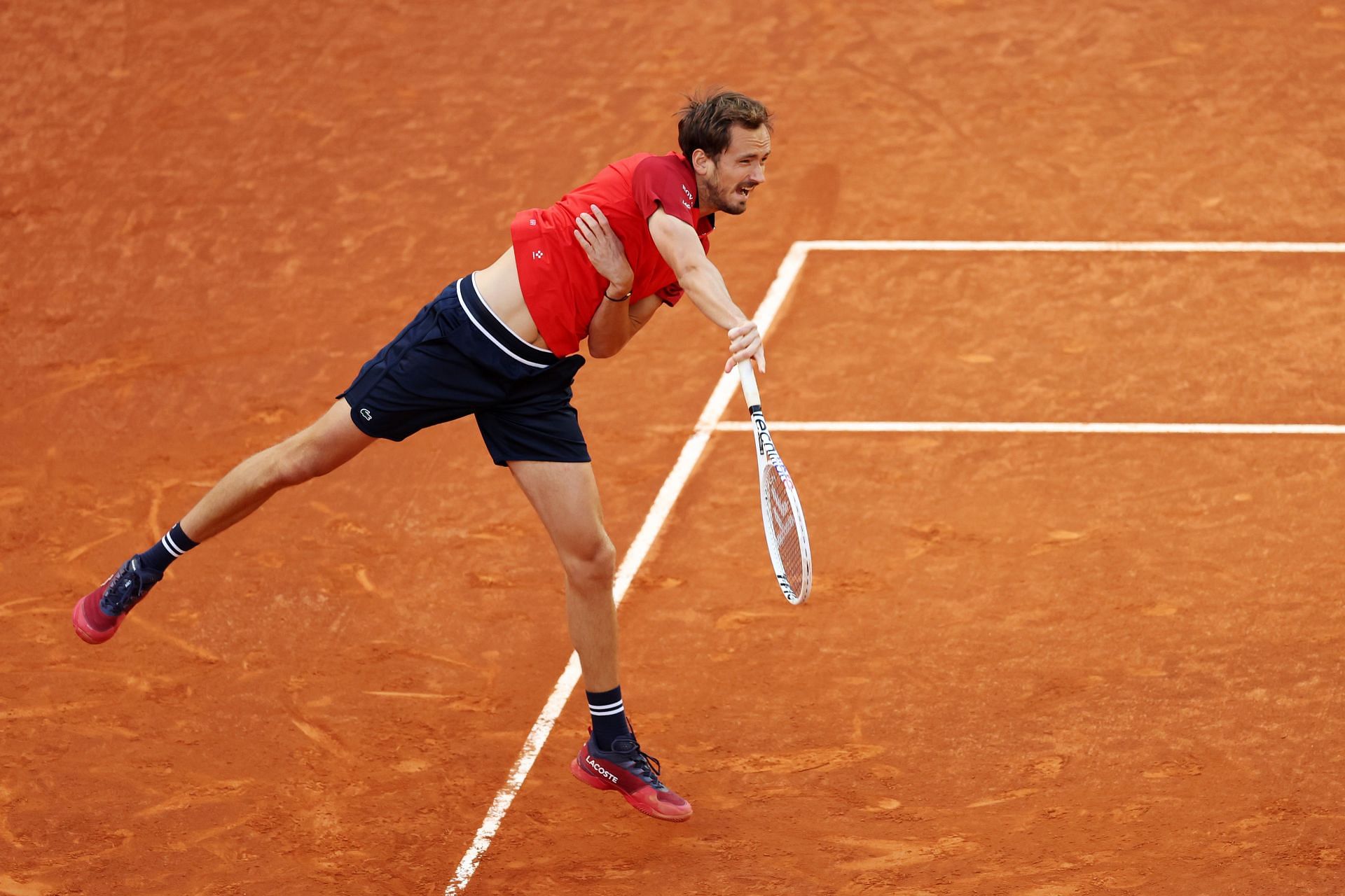 Daniil Medvedev in action at the Madrid Open