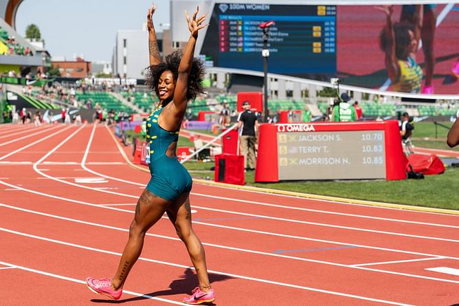 WATCH: Sha'Carri Richardson warms up at the Prefontaine Classic ahead of her 100m season opener
