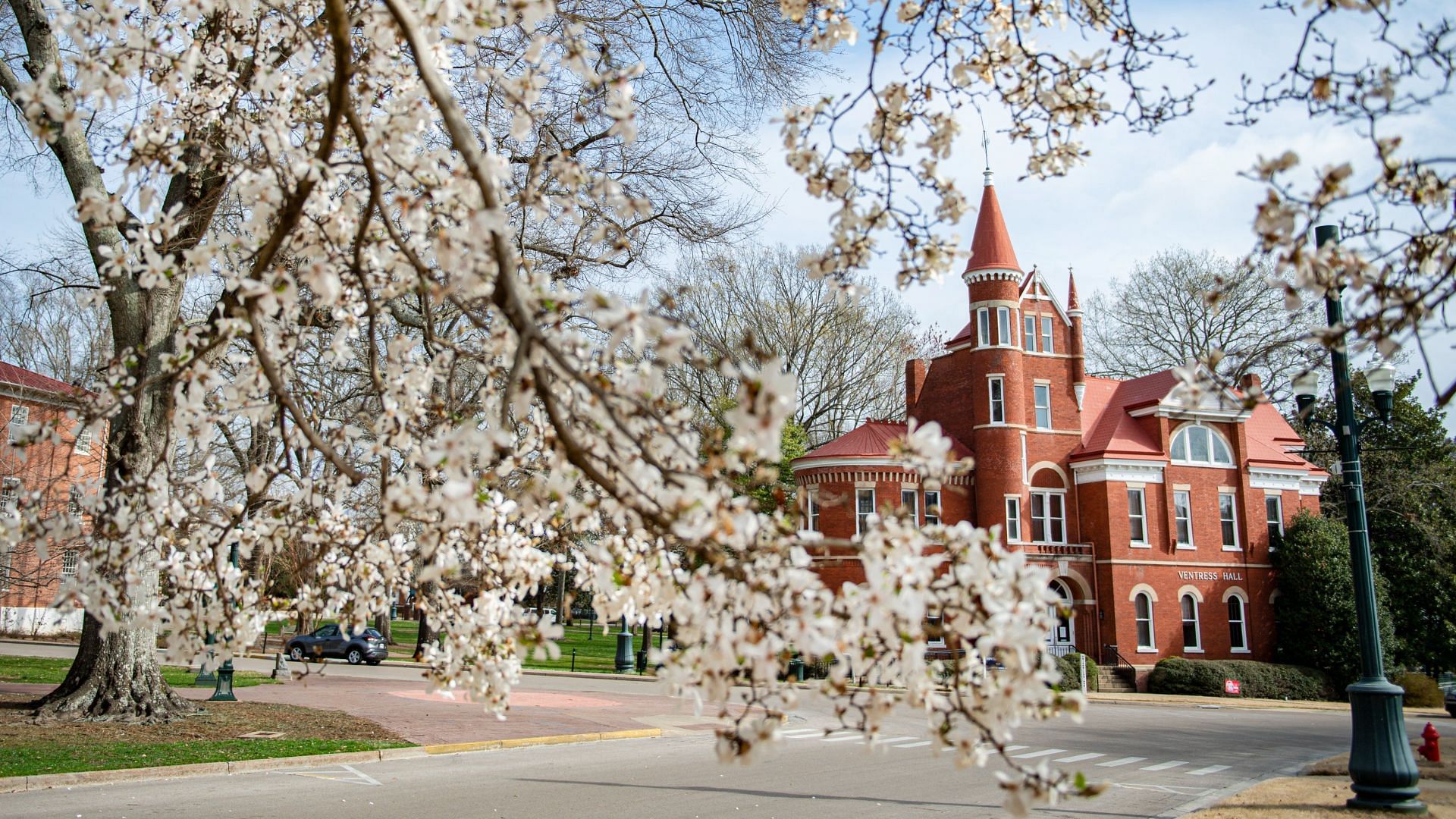 The Ole Miss Campus (Picture source: @OleMiss (X))