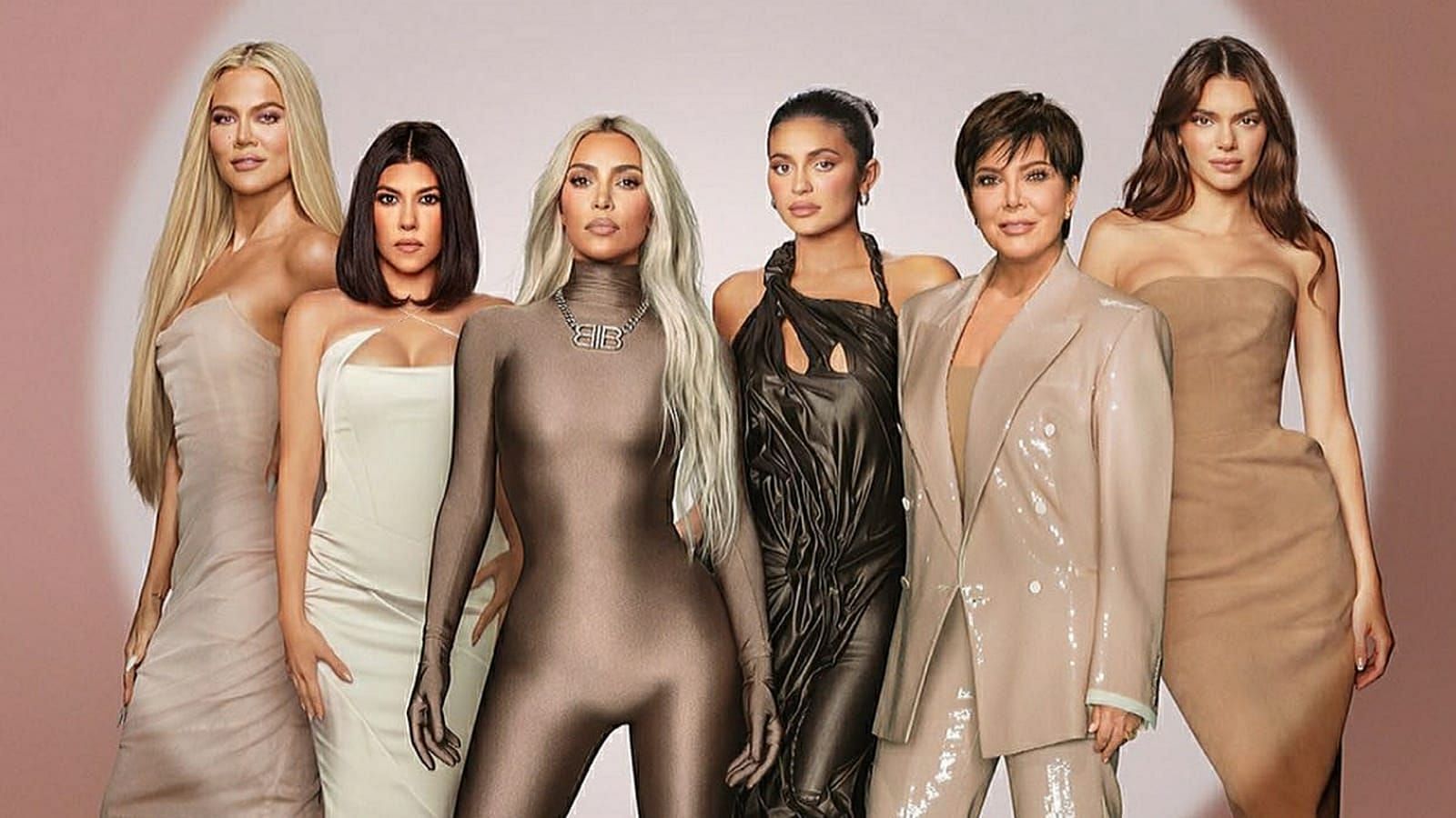 The Kardashians season 5 (Image via Instagram/@kardashianshulu)