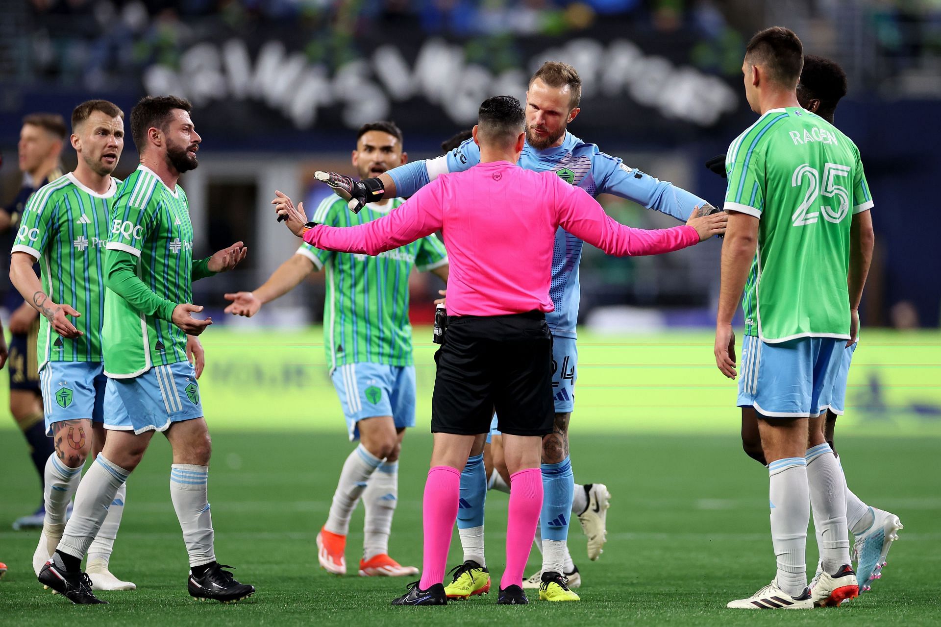 Vancouver Whitecaps FC v Seattle Sounders FC