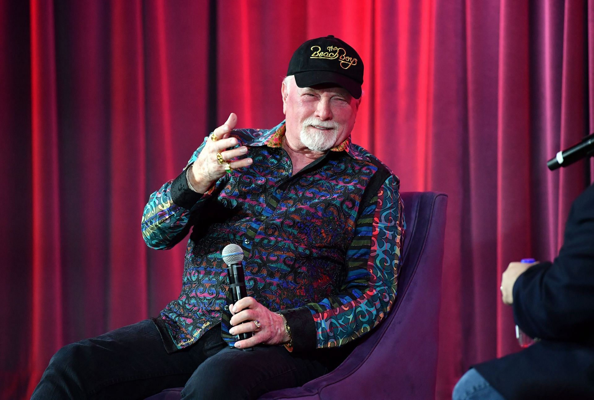 Mike Love said he hopes to make music with Brian (Image via Getty)