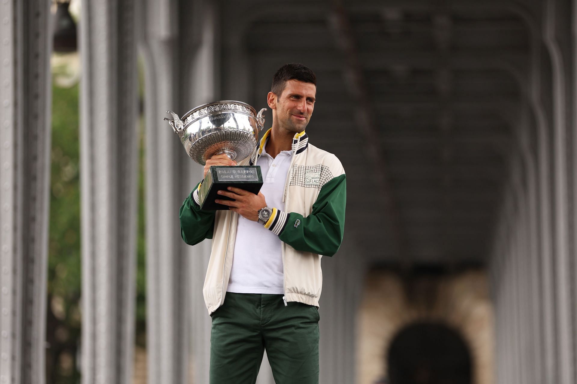 Novak Djokovic with the 2022 French Open trophy.