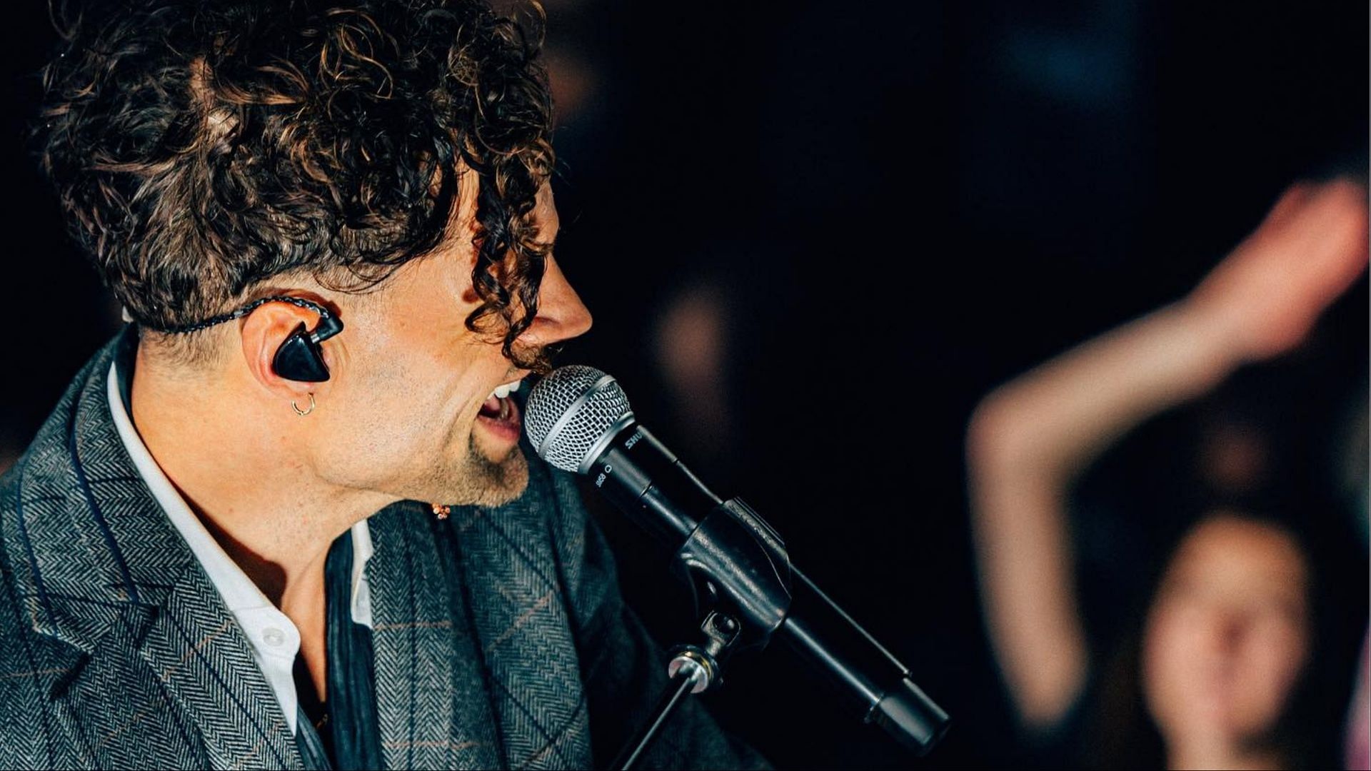 The Unsung Hero tour by For King &amp; Country tour begins in the fall (Image via @forkingandcountry / Instagram)
