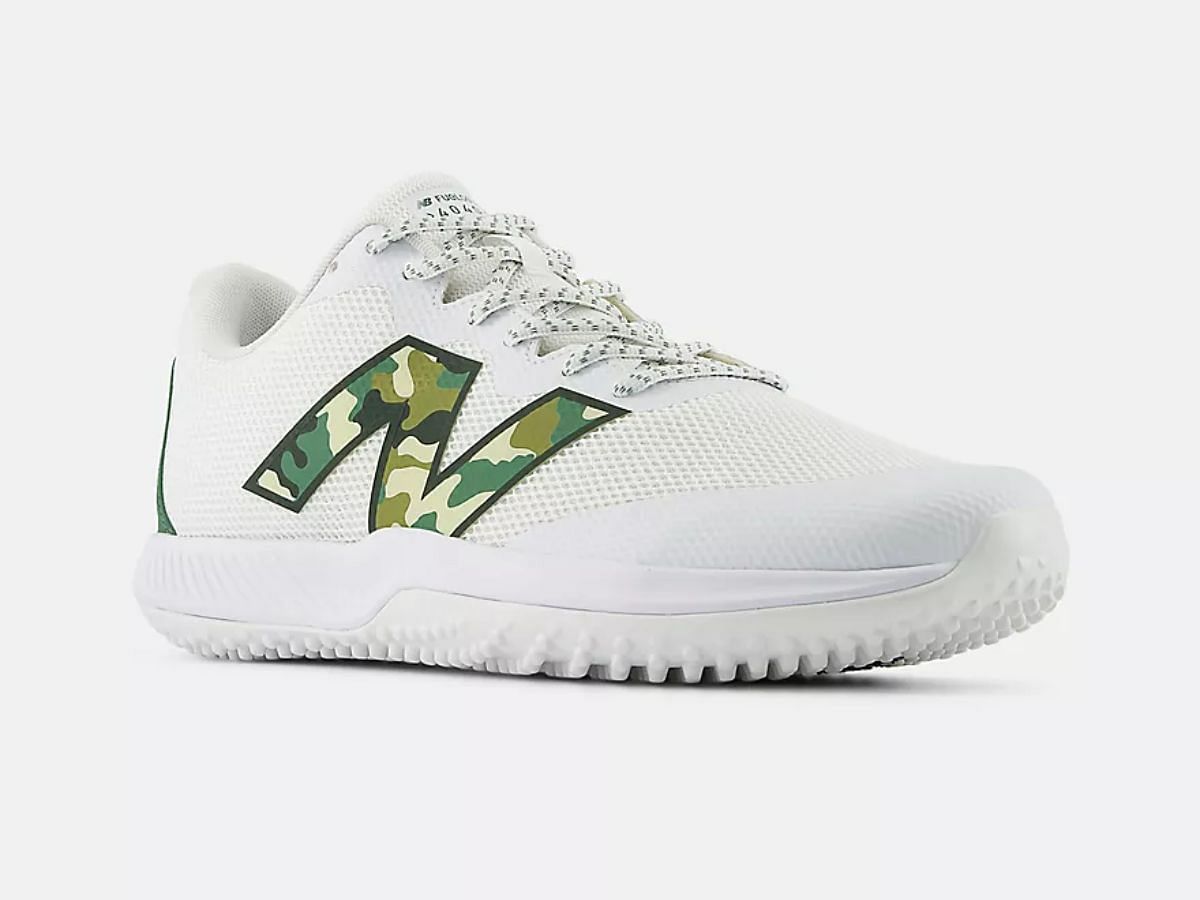 New Balance FuelCell 4040 v7 Turf Trainer Armed Forces Day &quot;White with Nori&quot; sneakers