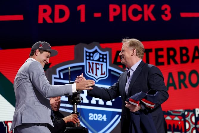 Patriots QB Drake Maye receives blunt message from Jerod Mayo during rookie minicamp