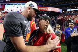 Travis Kelce 's mother Donna breaks down Chiefs star's 'generous' personality: "He loves being the center of attention"
